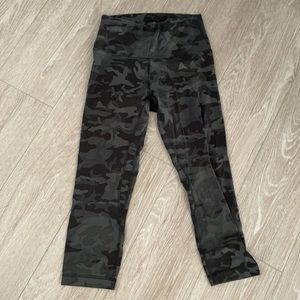 Green camo lululemon cropped leggings